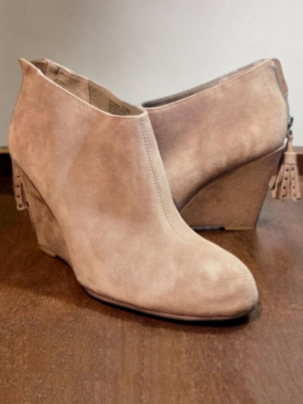 Anne Klein Torny Wedge Ankle Booties Taupe Suede Back Zip Tassel Womens 7.5
